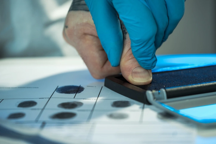Ink fingerprinting on cards in Burbank CA FD-258